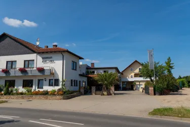 Weingut Kurt Lang & Sohn