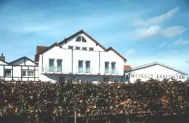 Weingut-Gästehaus