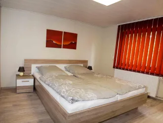 Schlafzimmer Steinhauer 1