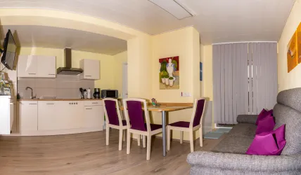 Fewo 2 Küche Wohnzimmer