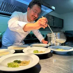 Pop-Up Menü mit Leon Holzapfel (© Sekt- und Weingut Wilhelmshof)