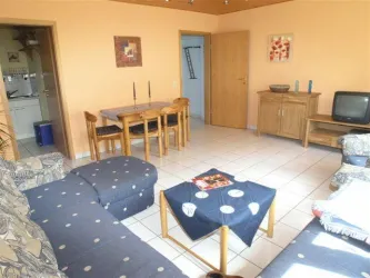 Wohnzimmer3 (© Gugel)