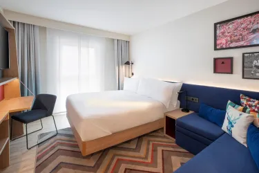 Queen room 2 (© Hampton by Hilton Kaiserslautern)