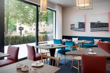 Frühstücksbereich (© Hampton by Hilton Kaiserslautern)