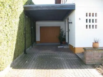Eingang aussen (© manu)