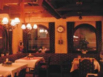 Nebenraum abends