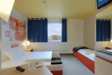 3-Bettzimmer (© B&B Hotels)