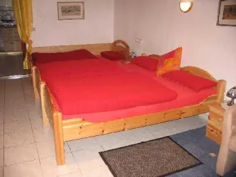 Doppel- und Einzelbett (© Stadtverwaltung Kaiserslautern)
