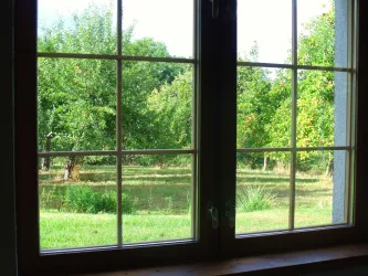 Fewo - Blick in den Garten (© Klamroth)