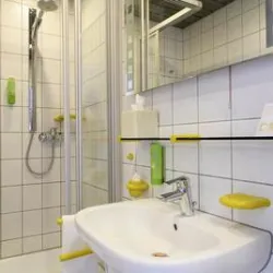 Blick in ein Badezimmer (© Boris Boßert)