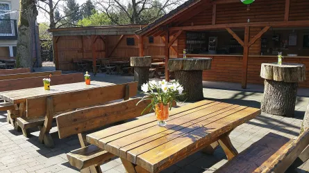 Biergarten - (© Hotel Fröhlich)