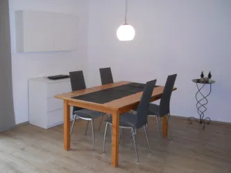 Wohnraum - Essecke - (© Privat)