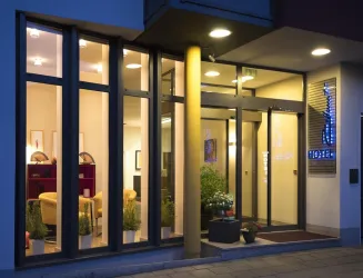 Eingang Hotel