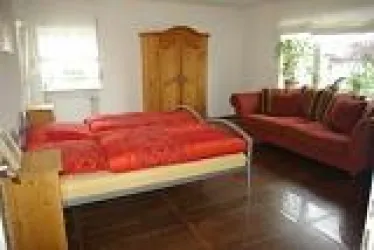 Schlafzimmer 1 (© Riecken-Röhm)