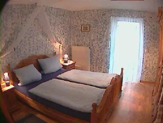 schlafzimmer-1