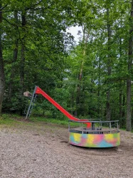 Spielplatz Naturfreundehaus Landau am Kiesbuckel
