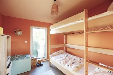 Kinderschlafzimmer mit Hochbett