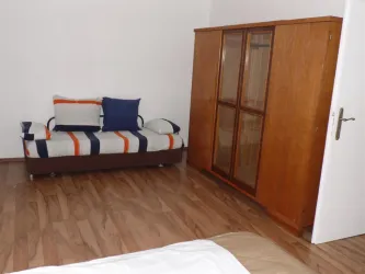 viel Platz im Schlafzimmer