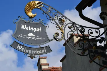 Weingut Franz Nippen (© Helena Jetses)
