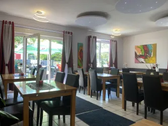 Zur Maxburg Landau (© Zur Maxburg Landau) Zur Maxburg Landau (© Zur Maxburg Landau)