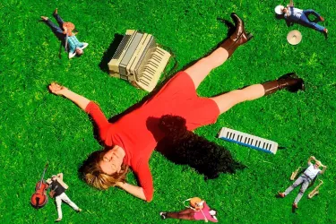 MIRI IN THE GREEN