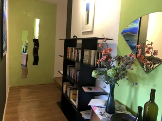 Flur zu Küche und 2. Schlafzimmer, Maxime