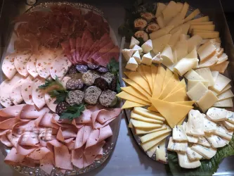 WurstKäseplatten zum Frühstück