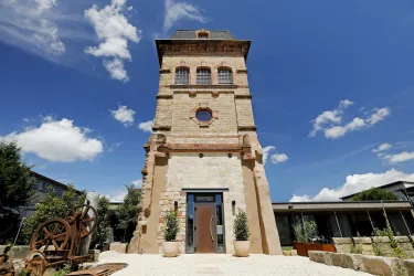 Wasserturm mit Ferienwohnungen