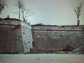 Ravelin im Fort (© Rolf Gebert)