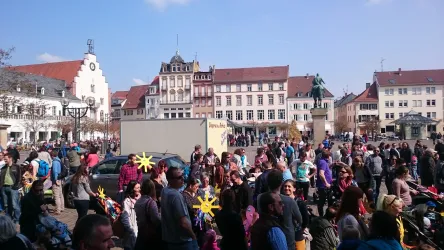 Lätareumzug (© Büro für Tourismus Landau)