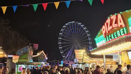 Abendliche Stimmung auf dem Herbstmarkt