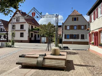 Brunnen Gemeindebücherei (5)