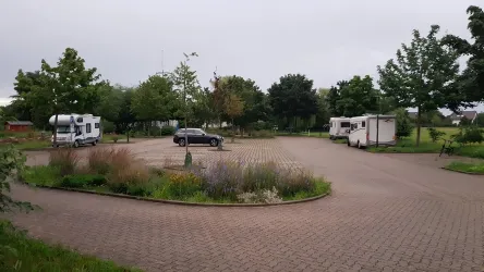Wohnmobilstellplatz Offenbach / Queich