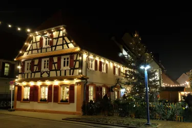 Weihnachtsmarkt (© Verbandsgemeinde Offenbach)