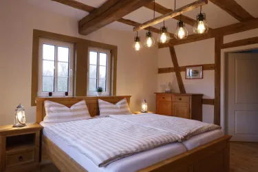 Schlafzimmer 1 (© Alexander Mock)