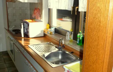 Küche große Wohnung neu