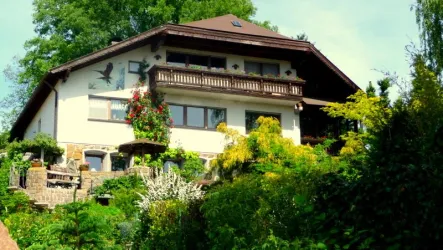 Haus am Hügel neu