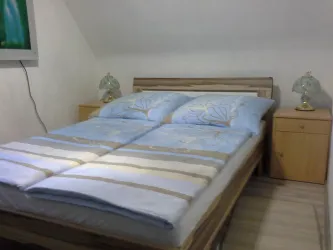 Schlafzimmer 1 (© Ferienwohnung Galina)