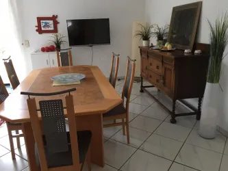 Wohnzimmer (© Bettina Schneider)