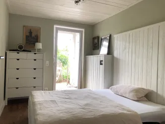 Schlafzimmer mit Schlafcouch