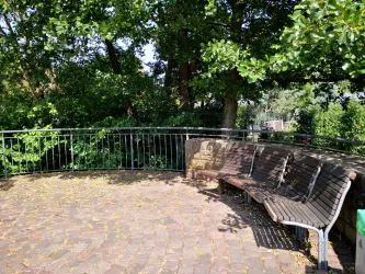 Insheim Zeppelinplatz Bänke Picknickplatz