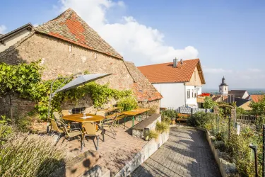 Weingut Außenansicht (© Weingut Graf)