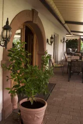Eingang Terrasse (© Weingut Bierle)