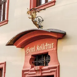 Eingangsportal (© Hotel Kollektur)