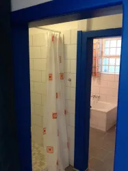 Bad mit Badewanne