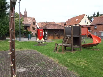Spielplatz Bild 3 (© Verein SÜW Annweiler e.V.)