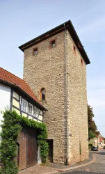 Blick auf den Untertorturm von Westen (© VG Monsheim/Fotograf Carsten Costard)