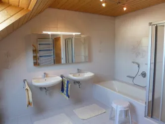 Badezimmer (© Walter Hoffmann)