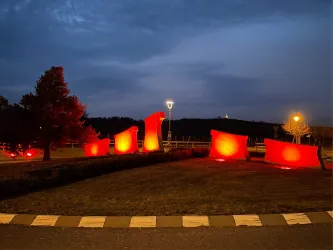 Kreisel beleuchtet 1 (© TI Wachenheim)