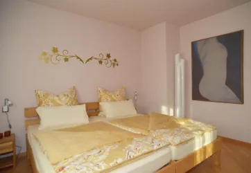 Schlafzimmer 3